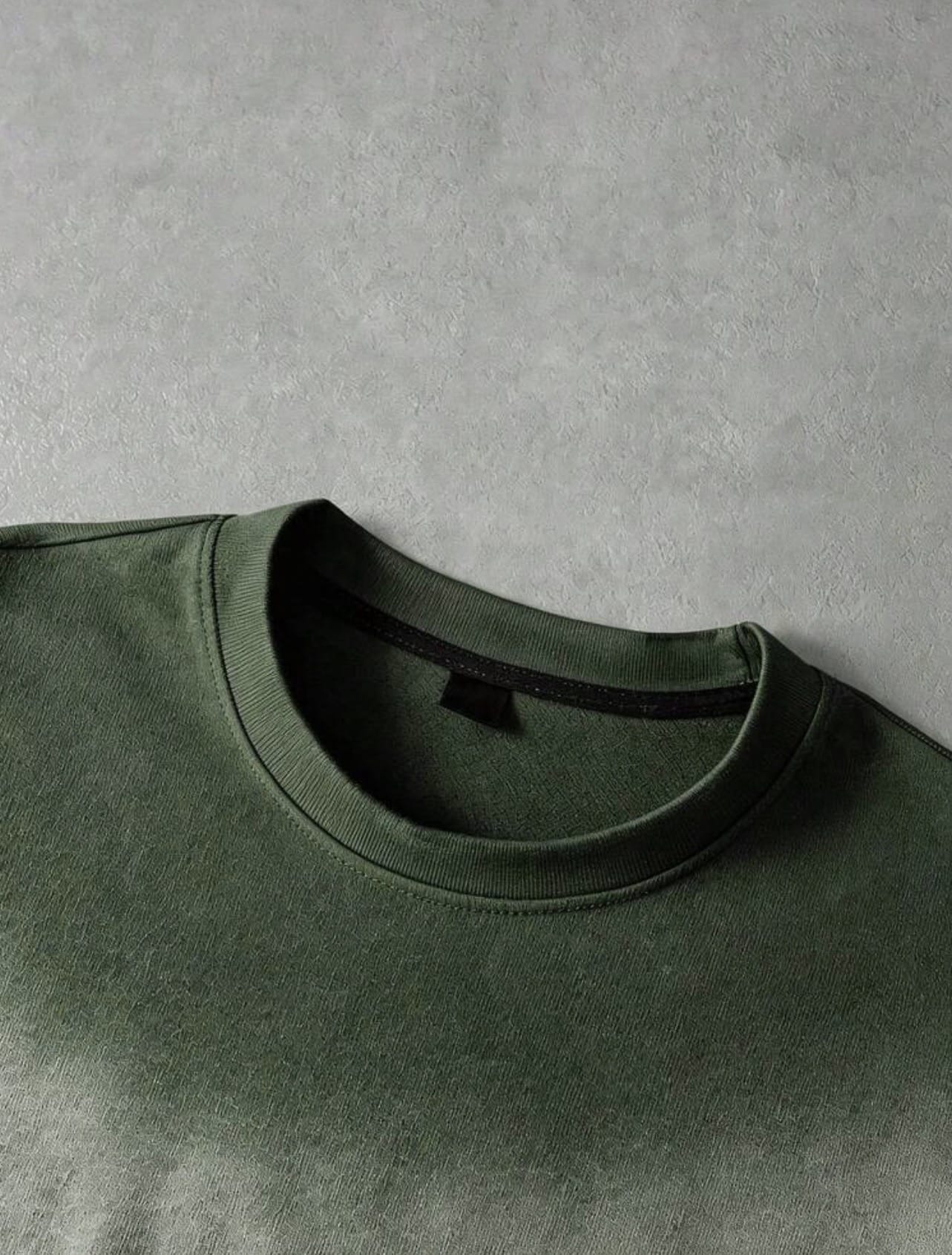 T-shirt court gris anthracite délavé