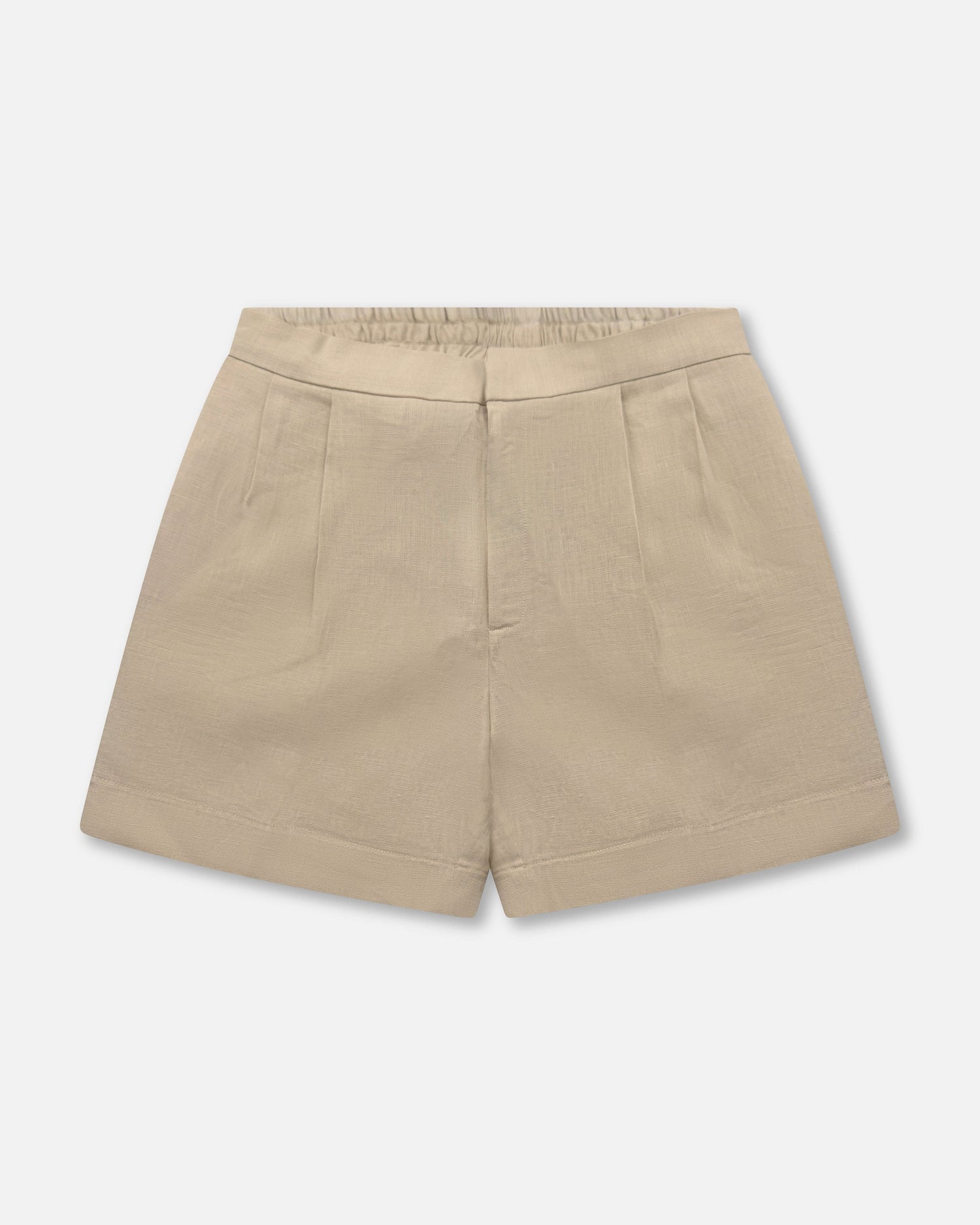 Men's beige linen shorts with double pleats and elastic waistband, offering a tailored yet relaxed fit for elegant summer comfort.