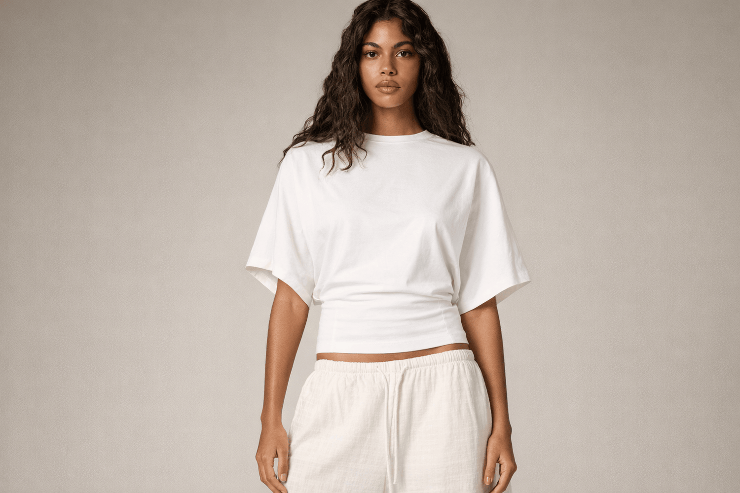 IdyllVie Relaxed Batwing Cotton Tee in White t-shirt foundation on-model front full with refined IdyllVie styling