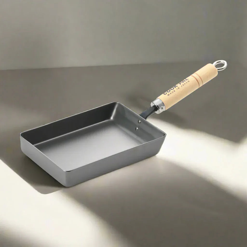 Yoshikawa Cook-Pal Ren Rolled Egg/Omelet Pan (Medium) – Nitrided Carbon Steel, Made in Japan