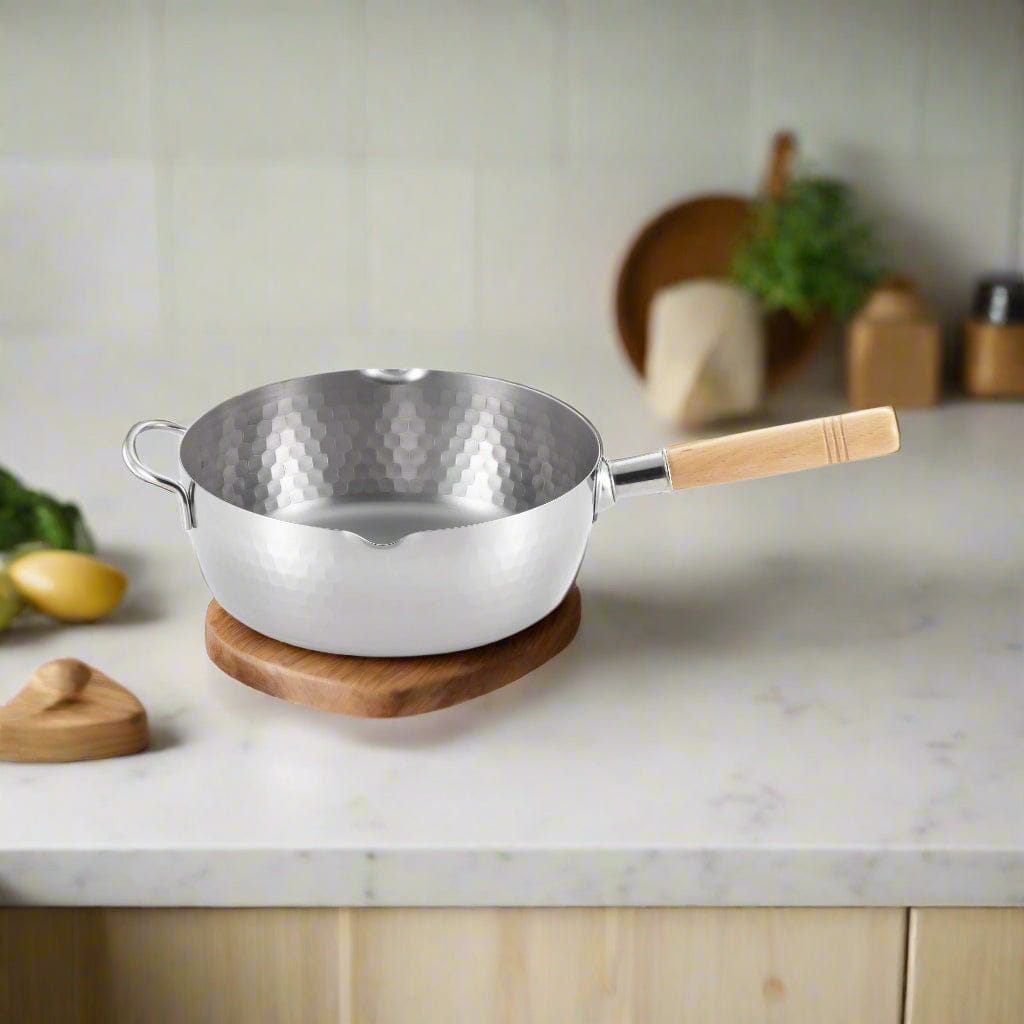 Yoshikawa Yukihira 24 cm Pot | 3.6 L Stainless Steel with Wooden Handle