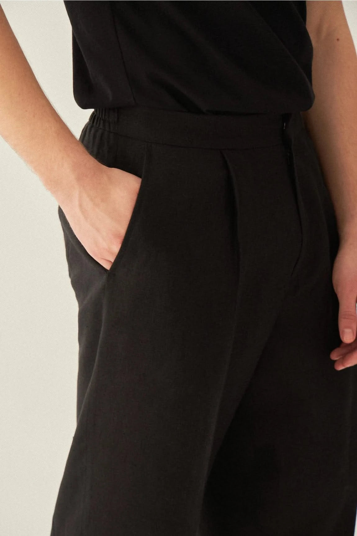 Black Alexandre Linen Pants