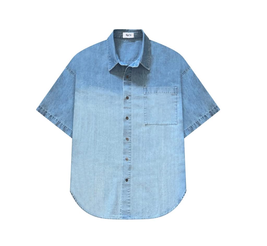 IdyllVie Denim Shirt - Oversized Denim Classic with short sleeves, chest pocket, and faded blue gradient for casual streetwear style.