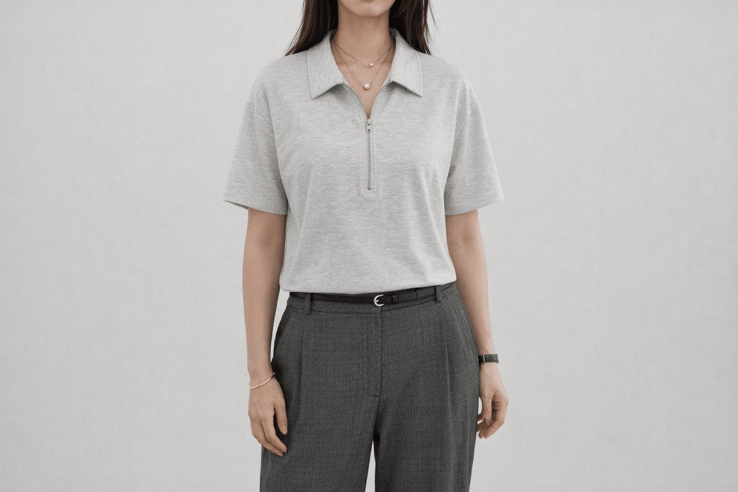 IdyllVie Grey Viscose Drop Shoulder T-Shirt in Grey t-shirt foundation on-model front full with refined IdyllVie styling