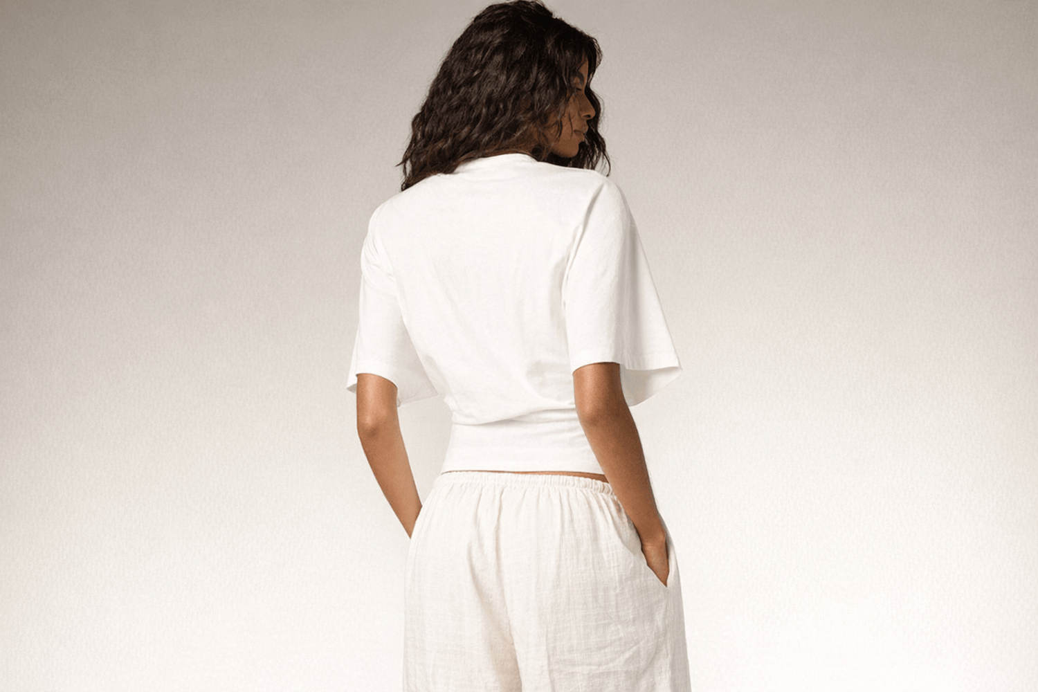 IdyllVie Relaxed Batwing Cotton Tee in White t-shirt foundation on-model back full with refined IdyllVie styling